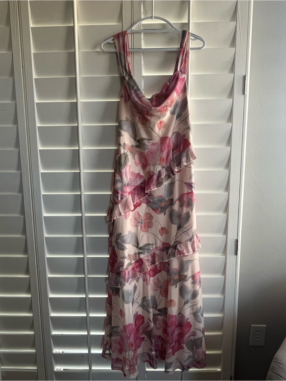 Sleeveless Pink Floral Ruffle Maxi Dress